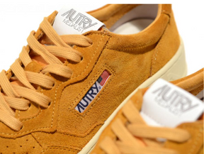 Autry Action Shoes All Suede Low Man - Ocher
